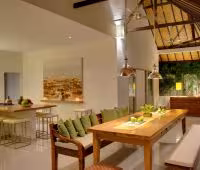 Villa Sahana I, Dîner au coucher du soleil
